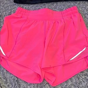 Lululemon Hotty Hot 4”